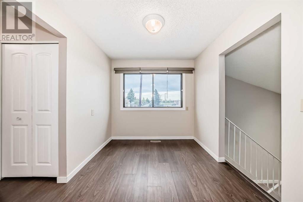 Property at 3102 109 Avenue SW image 5