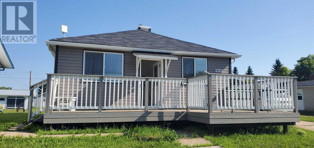 9818 100 Ave., plamondon, Alberta