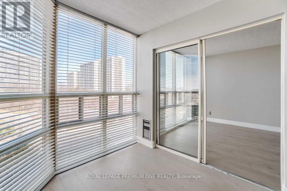 1008 - 195 Wynford Drive N, Toronto, Ontario  M3C 3P3 - Photo 24 - C12138161