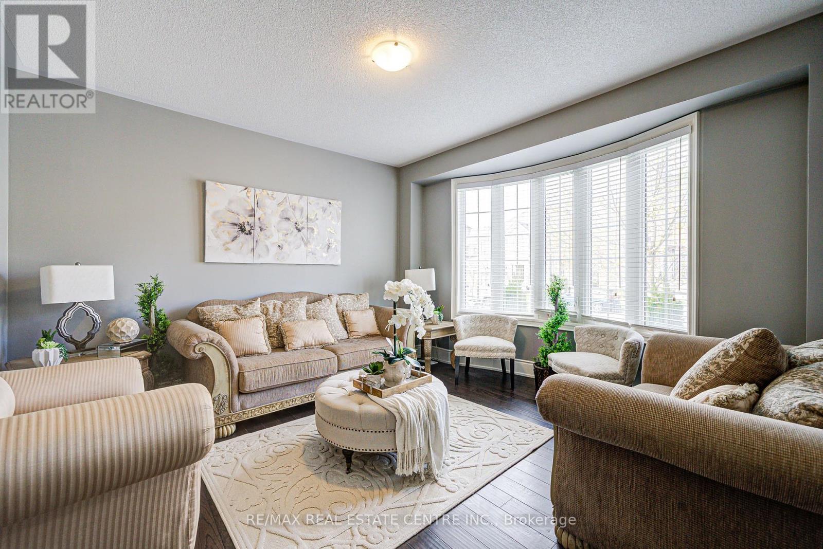 Property at 1981 KURELO DRIVE image 2