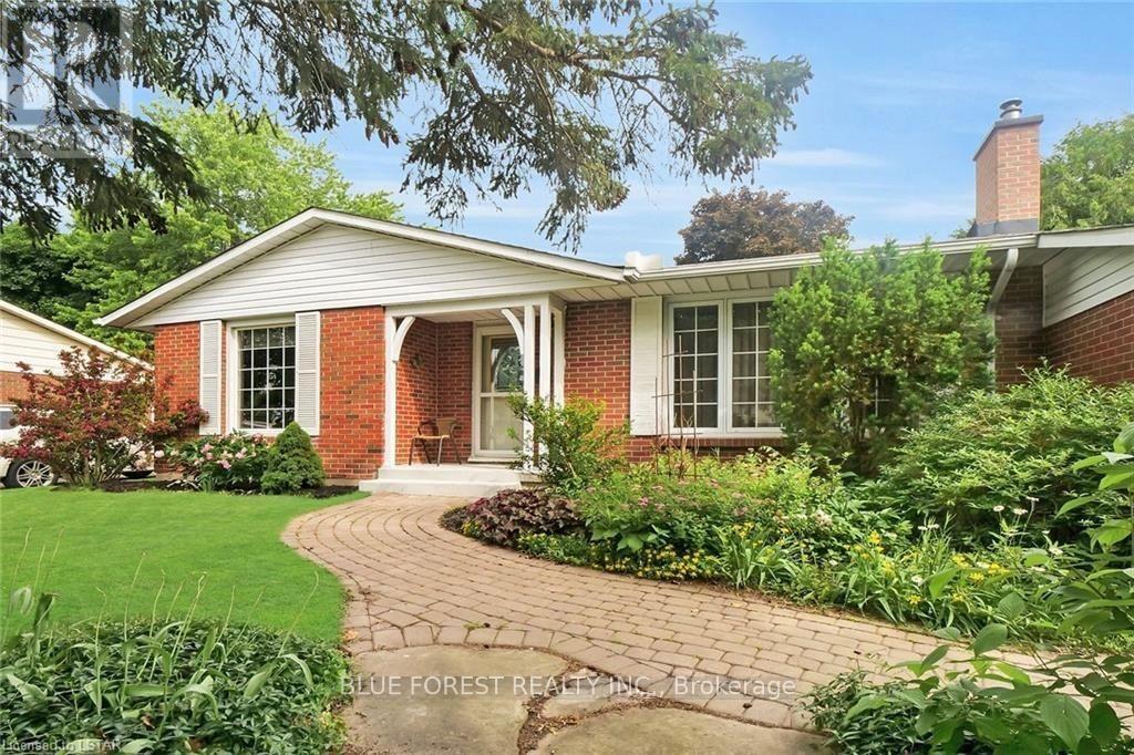 267 MILLBANK DRIVE, London South, Ontario