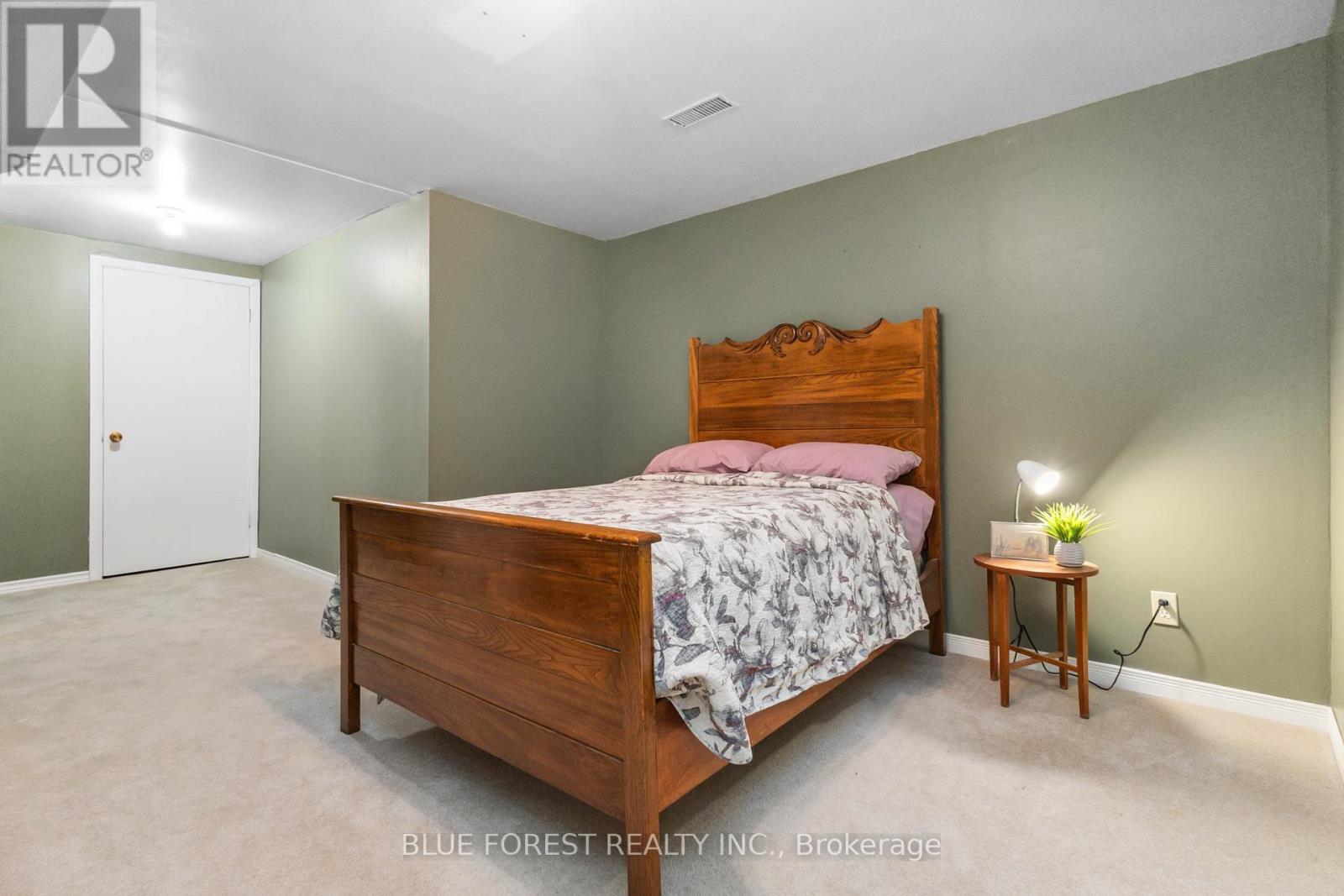 267 Millbank Drive, London South, Ontario  N6C 4W3 - Photo 30 - X12071937