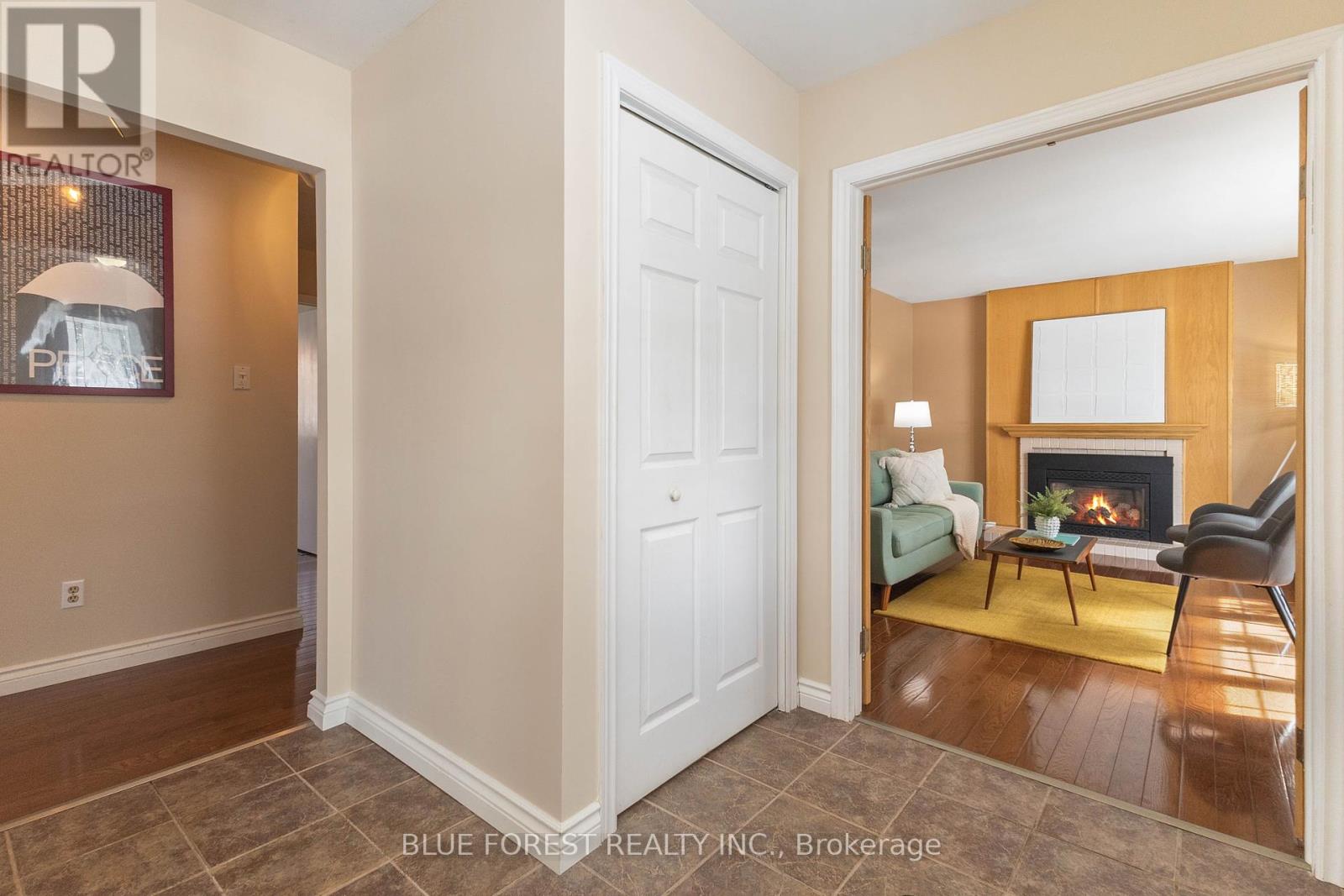267 Millbank Drive, London South, Ontario  N6C 4W3 - Photo 6 - X12071937