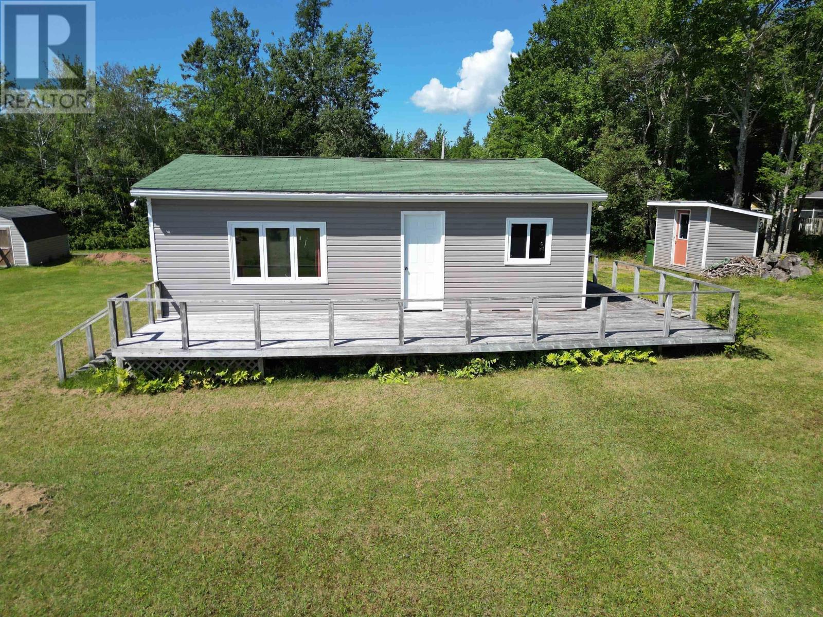 Property at 16 Woodside Drive image 1