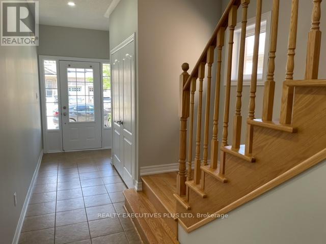 Upper - 88 Banbridge Crescent, Brampton, Ontario  L6X 5M1 - Photo 17 - W12139331