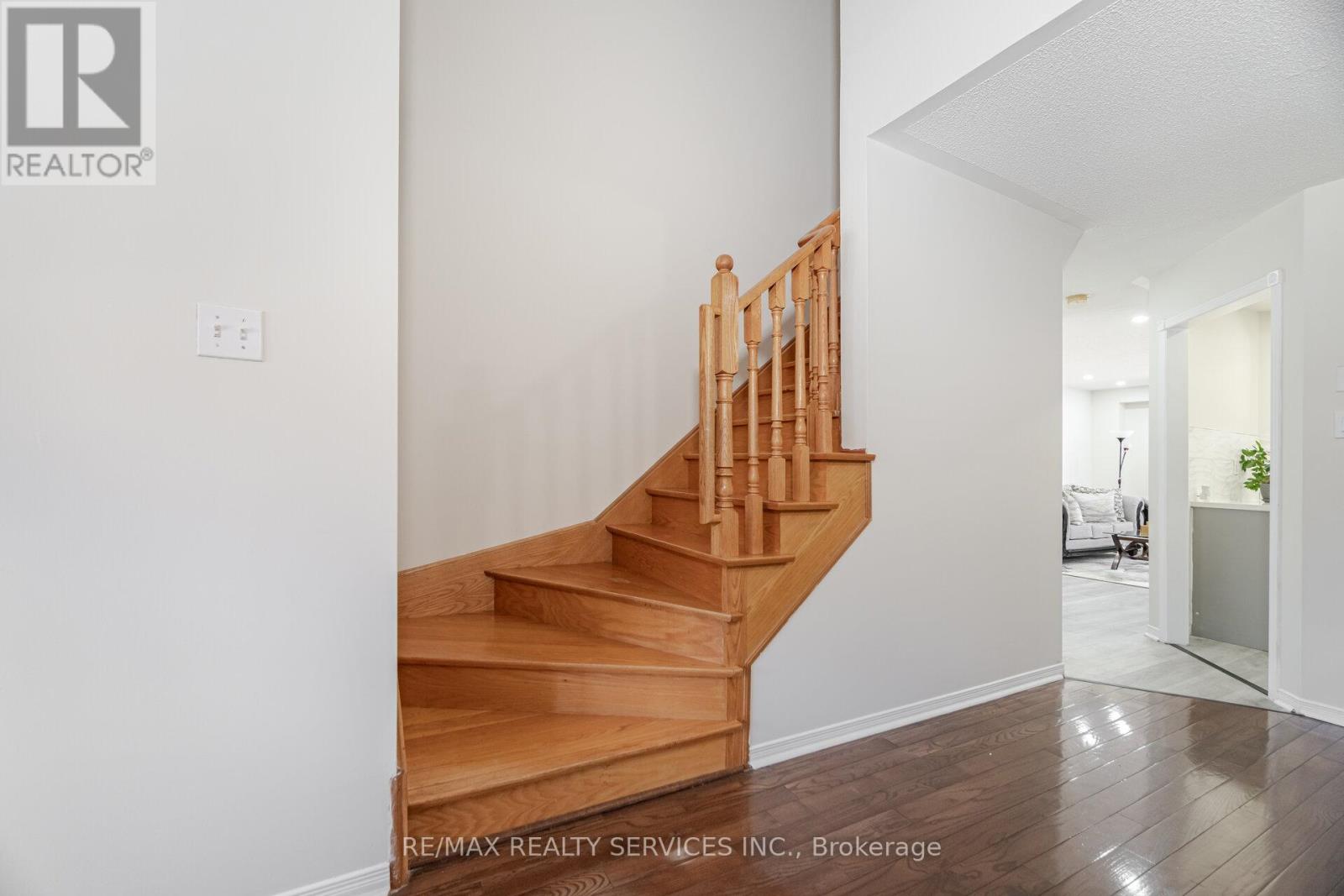 47 Heartleaf Crescent, Brampton, Ontario  L7A 2B7 - Photo 30 - W12139339