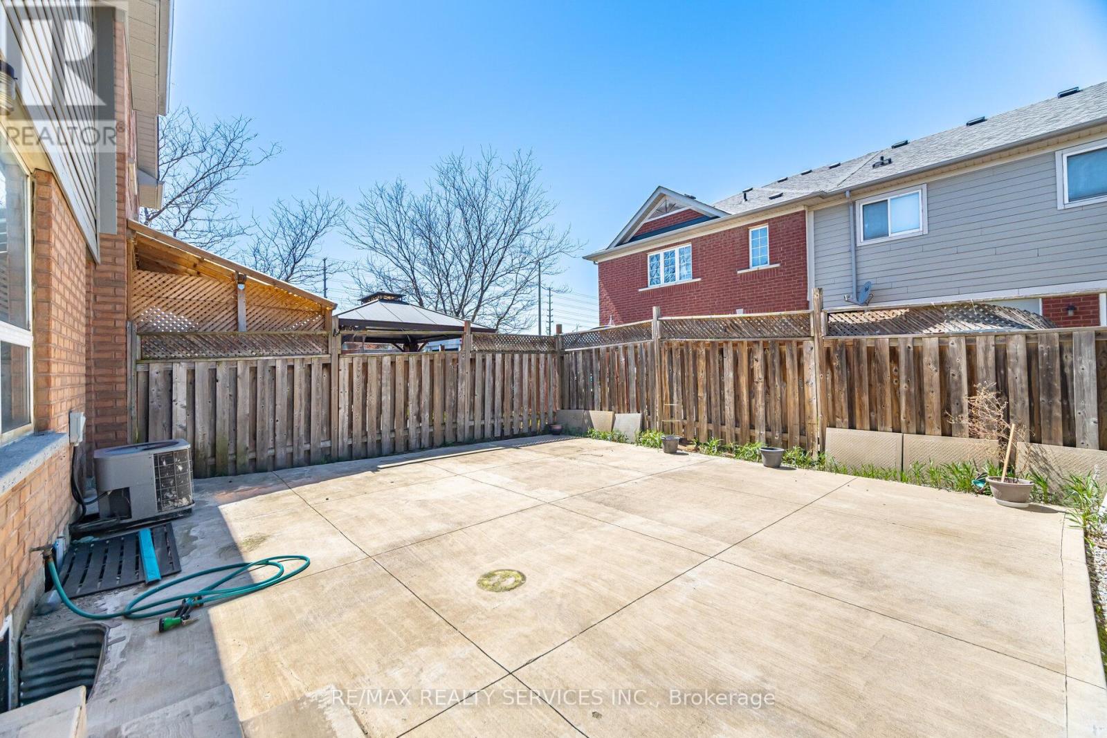 47 Heartleaf Crescent, Brampton, Ontario  L7A 2B7 - Photo 42 - W12139339