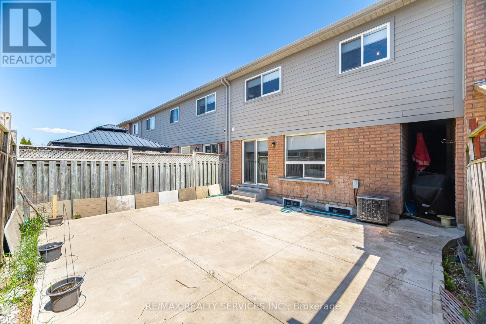 47 Heartleaf Crescent, Brampton, Ontario  L7A 2B7 - Photo 44 - W12139339