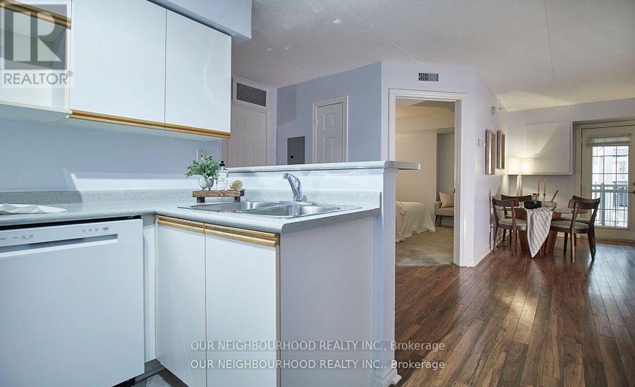 208 - 1431 Walker's Line, Burlington, Ontario  L7M 4N9 - Photo 11 - W12139416