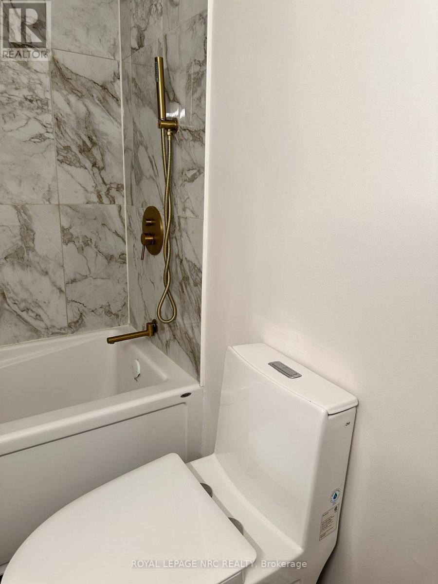 Upper Unit Only - 216 Rykert Street, St. Catharines, Ontario  L2S 2B7 - Photo 14 - X12139251
