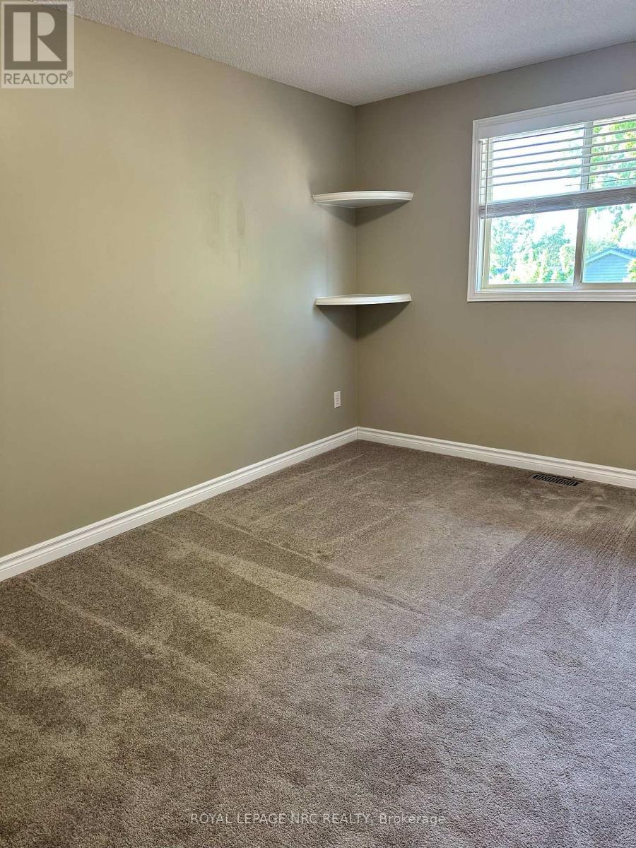 Upper Unit Only - 216 Rykert Street, St. Catharines, Ontario  L2S 2B7 - Photo 3 - X12139251