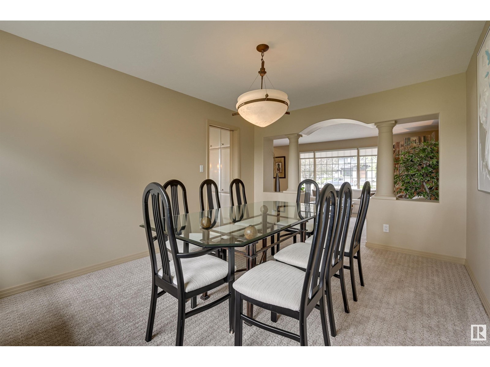 Property at 151 QUESNELL CR NW image 5