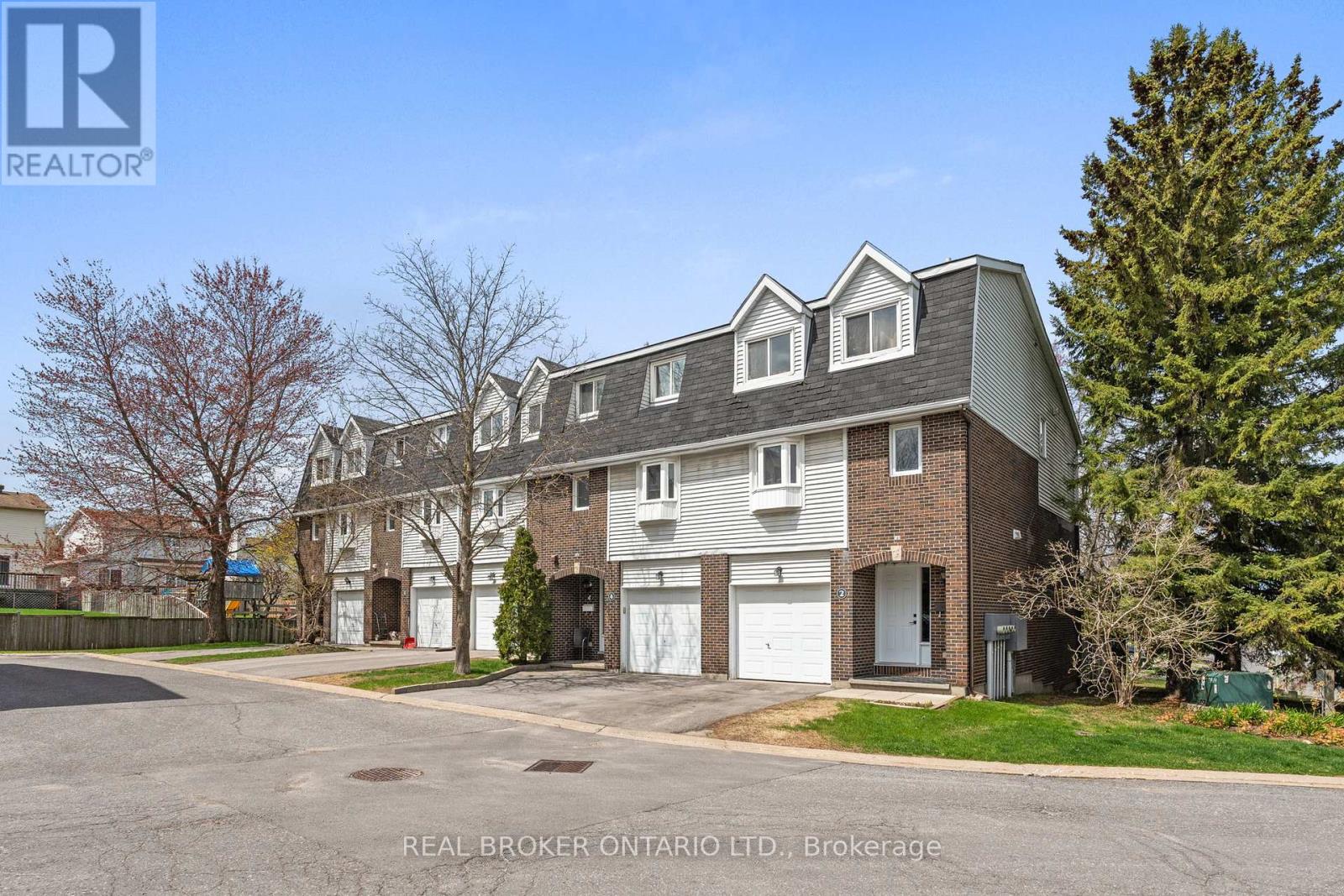 Property at 6 ALMOND LANE image 1
