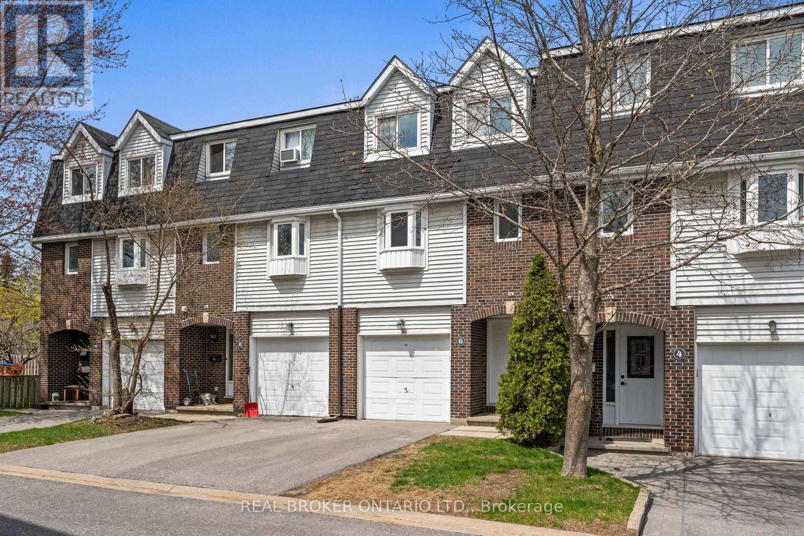 Property at 6 ALMOND LANE image 3
