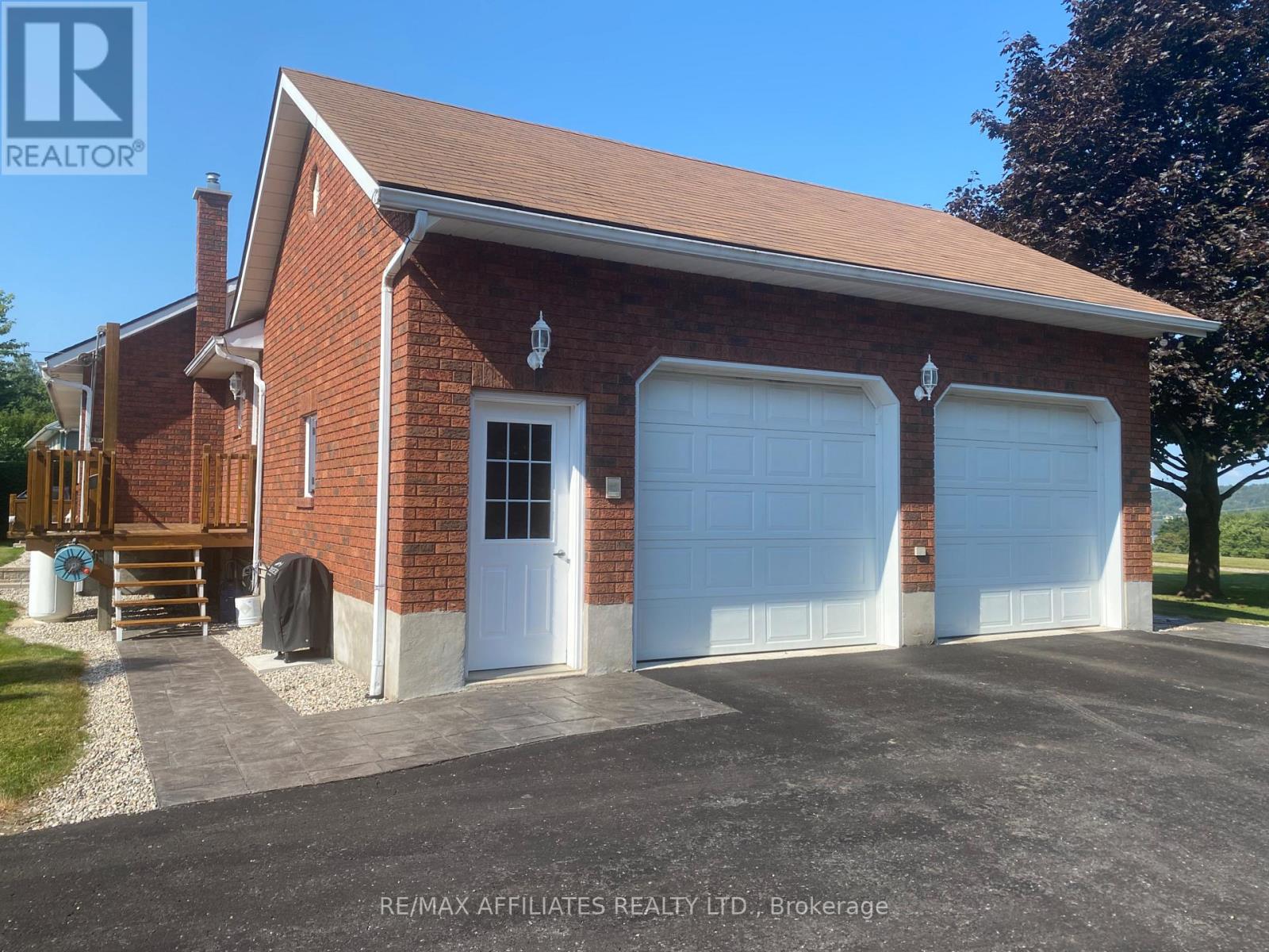 79 Trotters Lane Road, Rideau Lakes, Ontario  N1A 2W1 - Photo 4 - X12139380