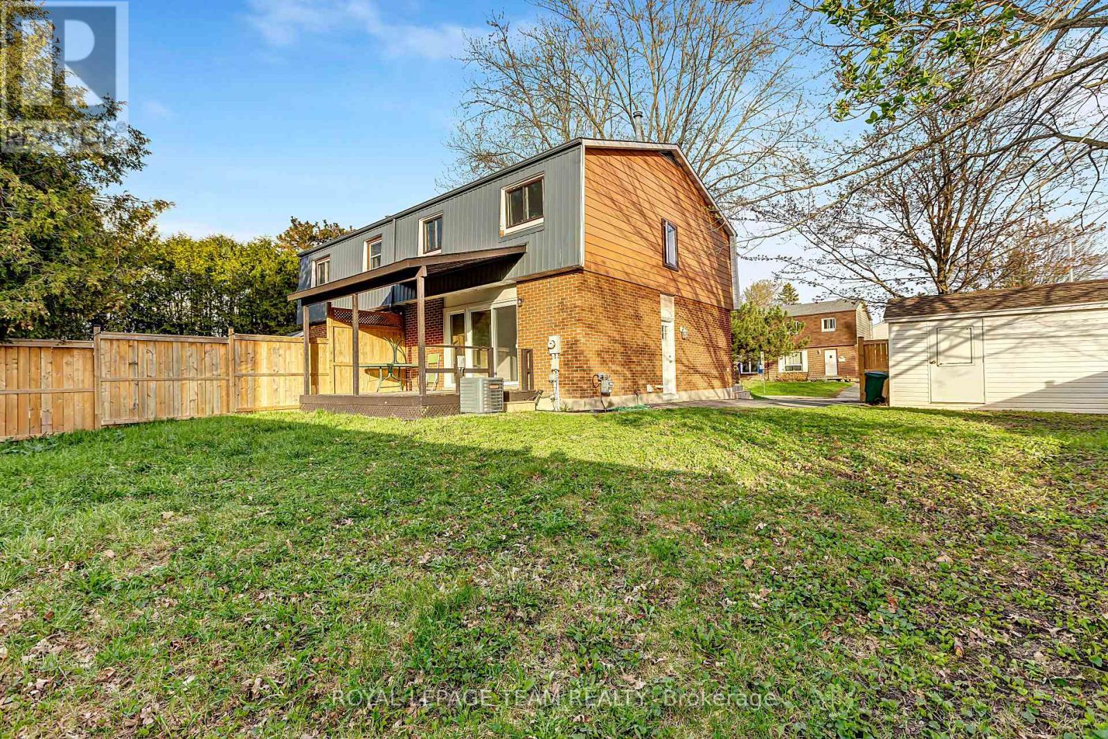 13 Morton Drive, Ottawa, Ontario  K2L 1W7 - Photo 4 - X12139424