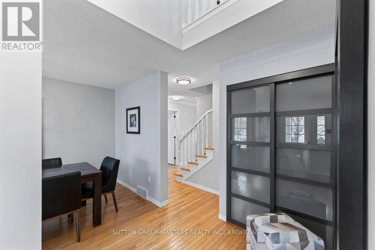 1018 Greenwood Park Drive, Kingston (Kingston East (Incl Barret Crt)), Ontario  K7K 7C2 - Photo 4 - X12132757