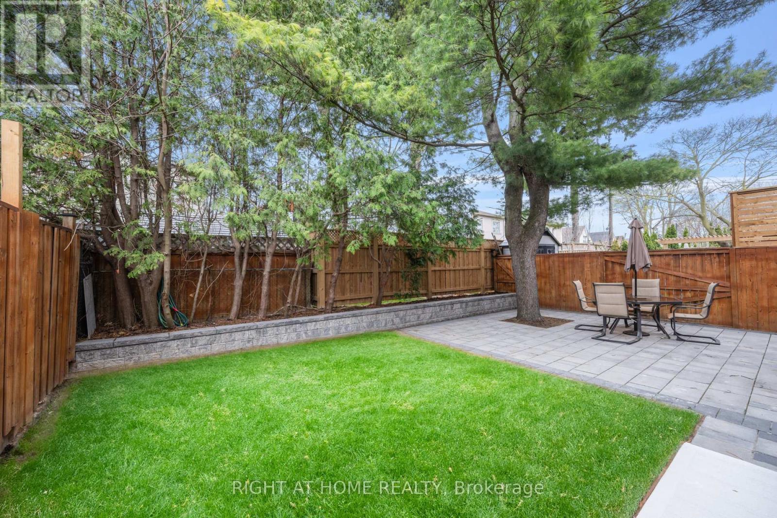 29 Machockie Road, Toronto, Ontario  M4C 3M5 - Photo 49 - E12139357
