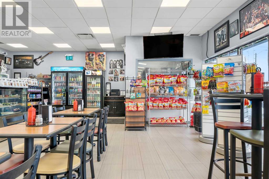 905 Mountain Avenue, Crossfield, Alberta  T0M 0S0 - Photo 7 - A2190369