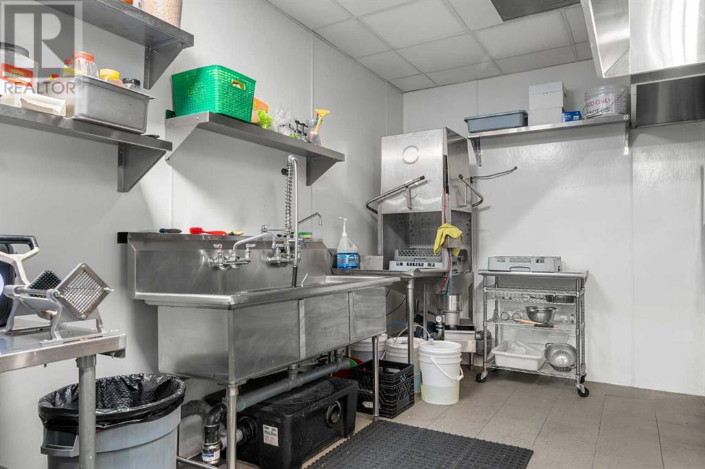 905 Mountain Avenue, Crossfield, Alberta  T0M 0S0 - Photo 16 - A2190369