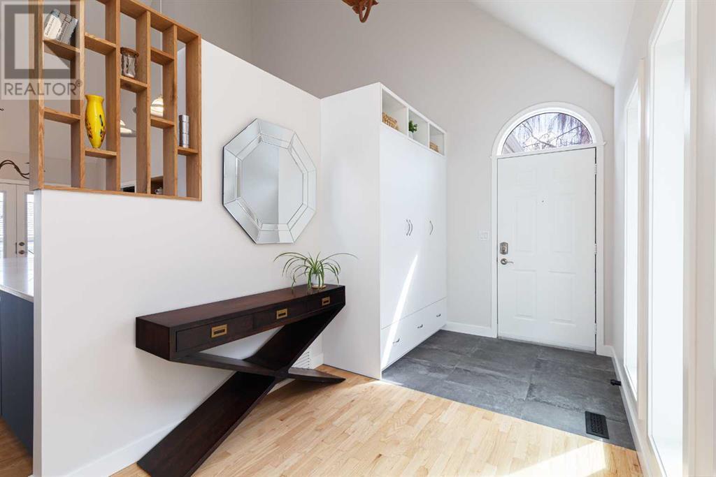 Property at 127 Stratton Park SW image 4