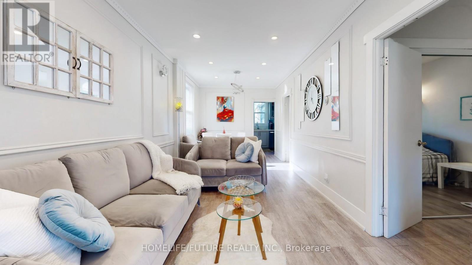 82 Heman Street, Toronto (Mimico), Ontario  M8V 1X5 - Photo 5 - W12137778