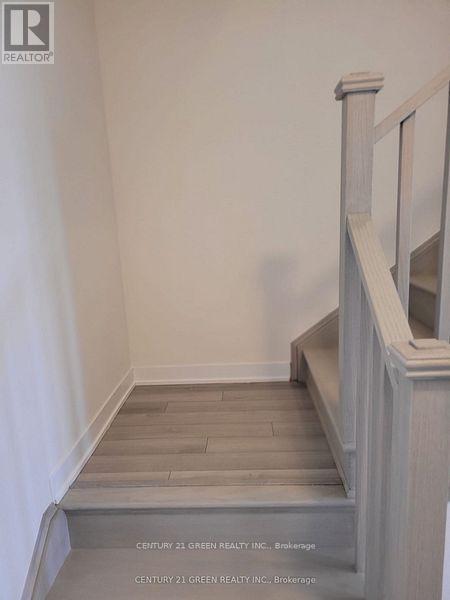 1492 Rose Way, Milton (Cb Cobban), Ontario  L9E 1V7 - Photo 24 - W12139362