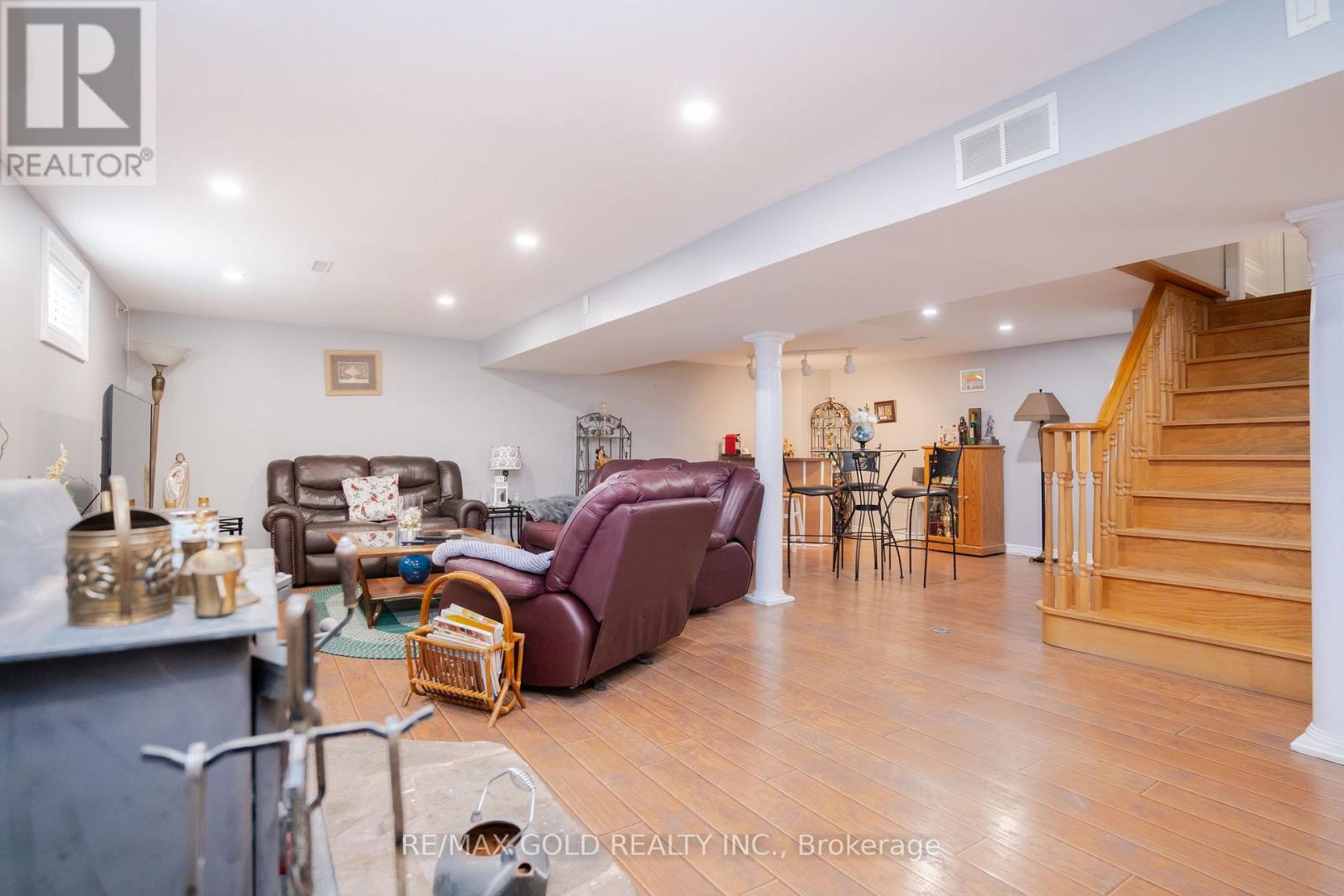 15 Castlemore Drive, Brampton, Ontario  L6W 2V9 - Photo 27 - W12139363