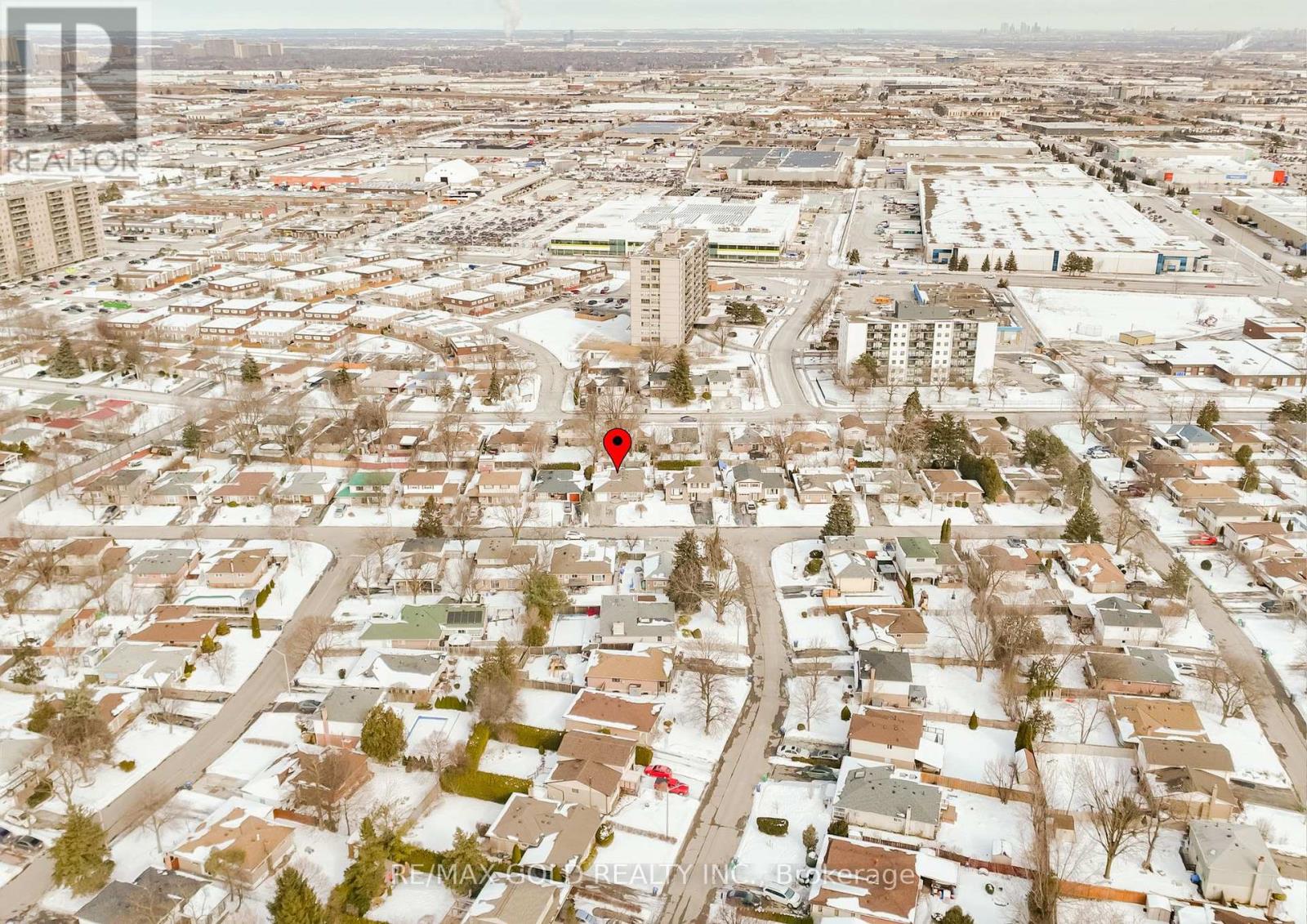 15 Castlemore Drive, Brampton, Ontario  L6W 2V9 - Photo 46 - W12139363