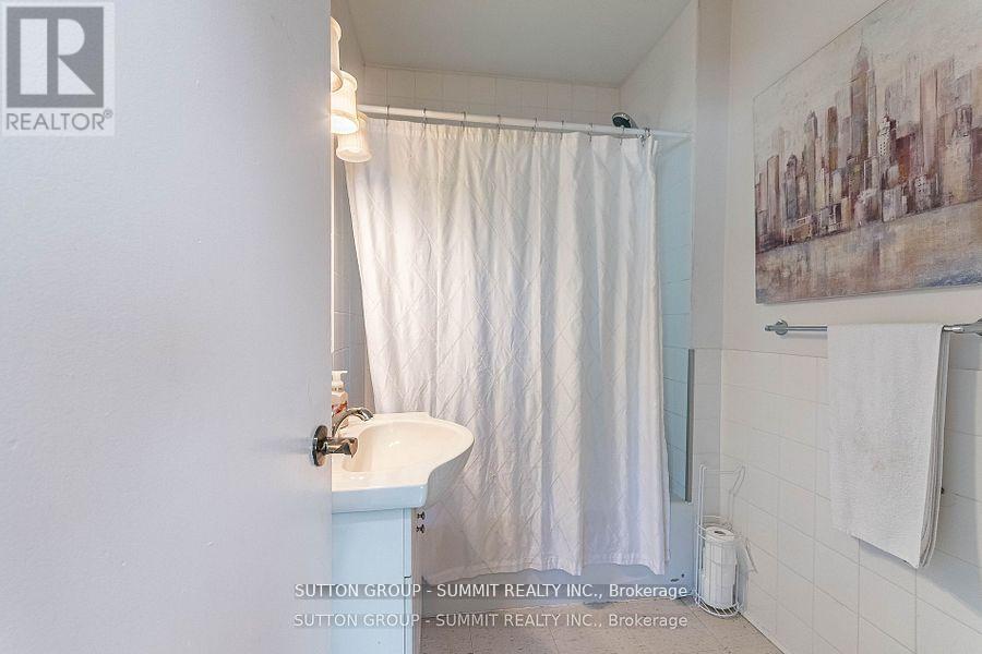 16 Ontario Street W, Mississauga, Ontario  L5M 1S8 - Photo 16 - W12139407