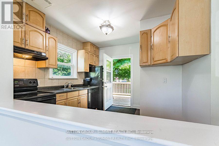 16 Ontario Street W, Mississauga, Ontario  L5M 1S8 - Photo 8 - W12139407
