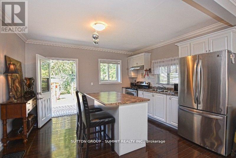 12 Ontario Street W, Mississauga, Ontario  L5M 1S8 - Photo 5 - W12139410