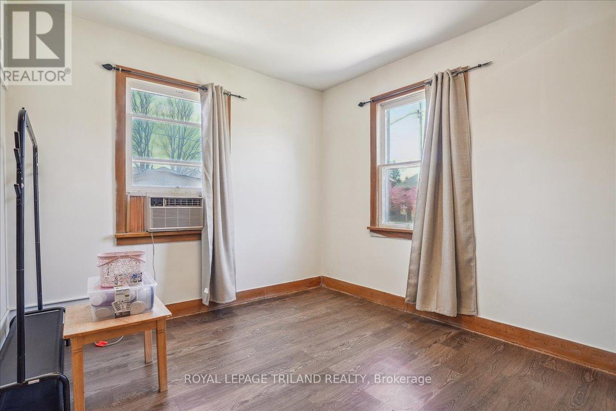 85 Kent Street N, Norfolk (Simcoe), Ontario  N3Y 3S3 - Photo 8 - X12139457