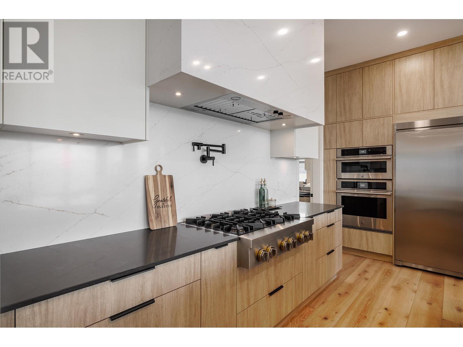 Property at 434 Hawk Hill Drive image 2