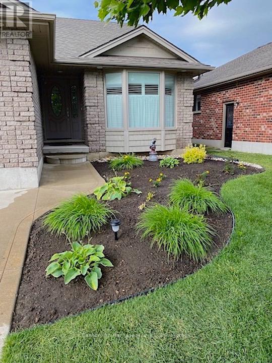 704 ANZIO ROAD, Woodstock, Ontario