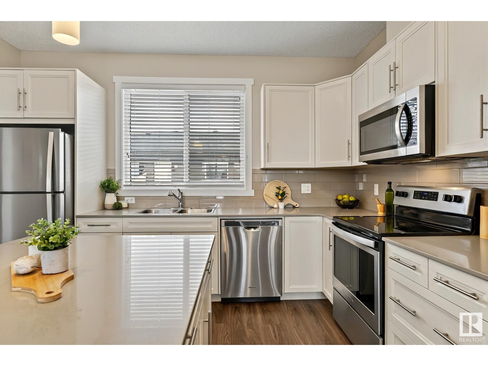 2290 Glenridding Bv Sw, Edmonton, Alberta  T6W 3P5 - Photo 10 - E4435512