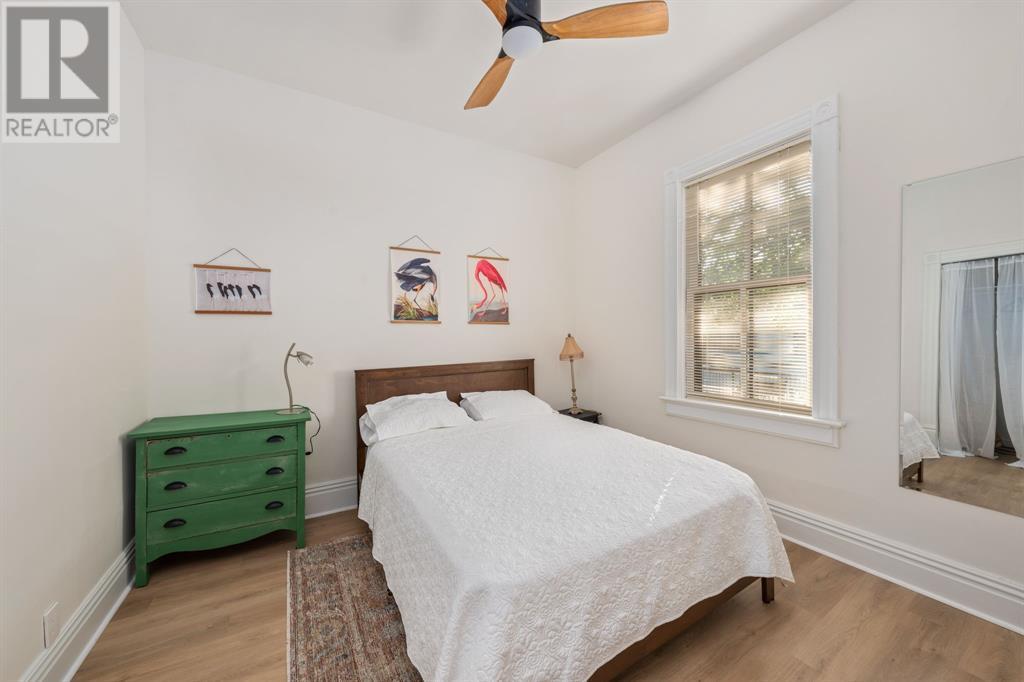 Property at 119 CHRISTINA STREET South image 4
