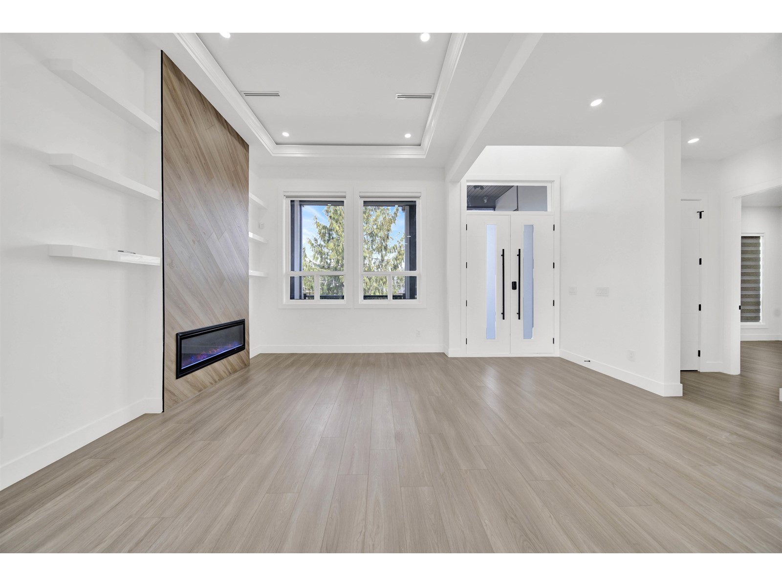 Property at 12760 114A AVENUE image 2