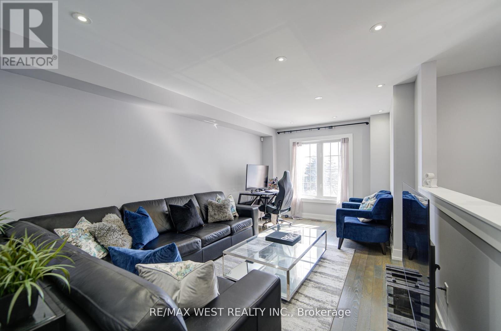 65 - 735 Sheppard Avenue, Pickering, Ontario  L1V 7K5 - Photo 6 - E12139464