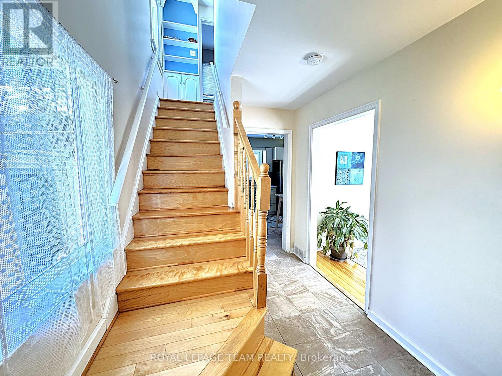 Property at 821 EASTBOURNE AVENUE image 4