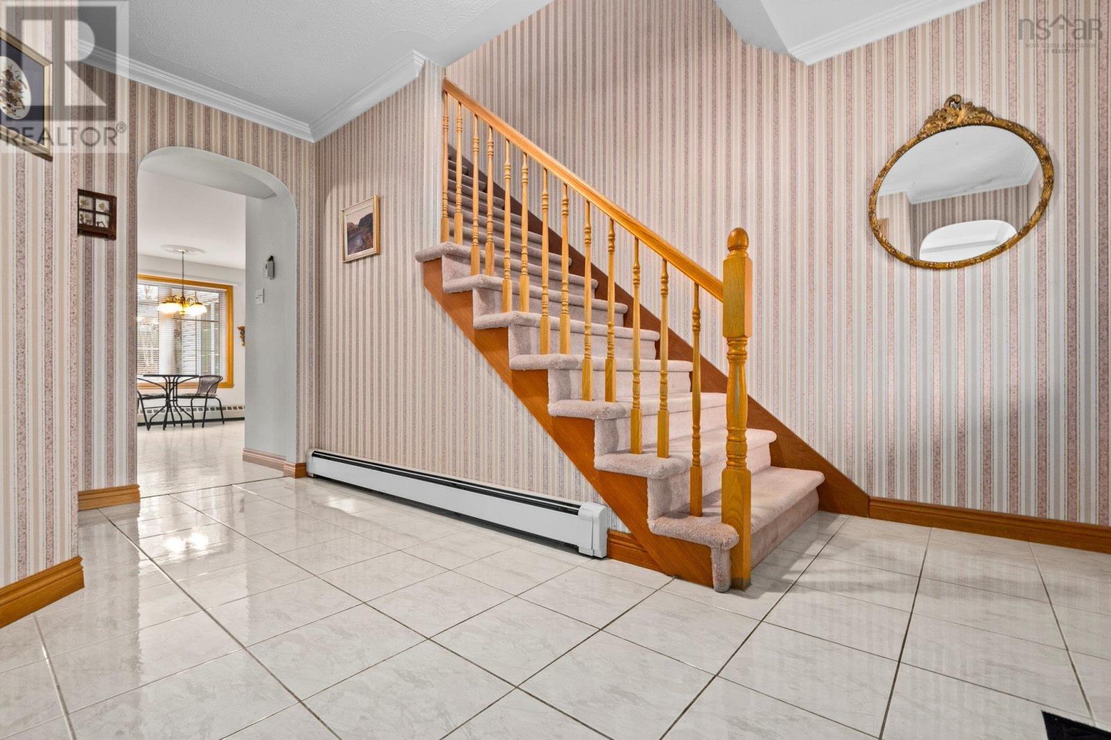 Property at 14 Crestwood Place image 2