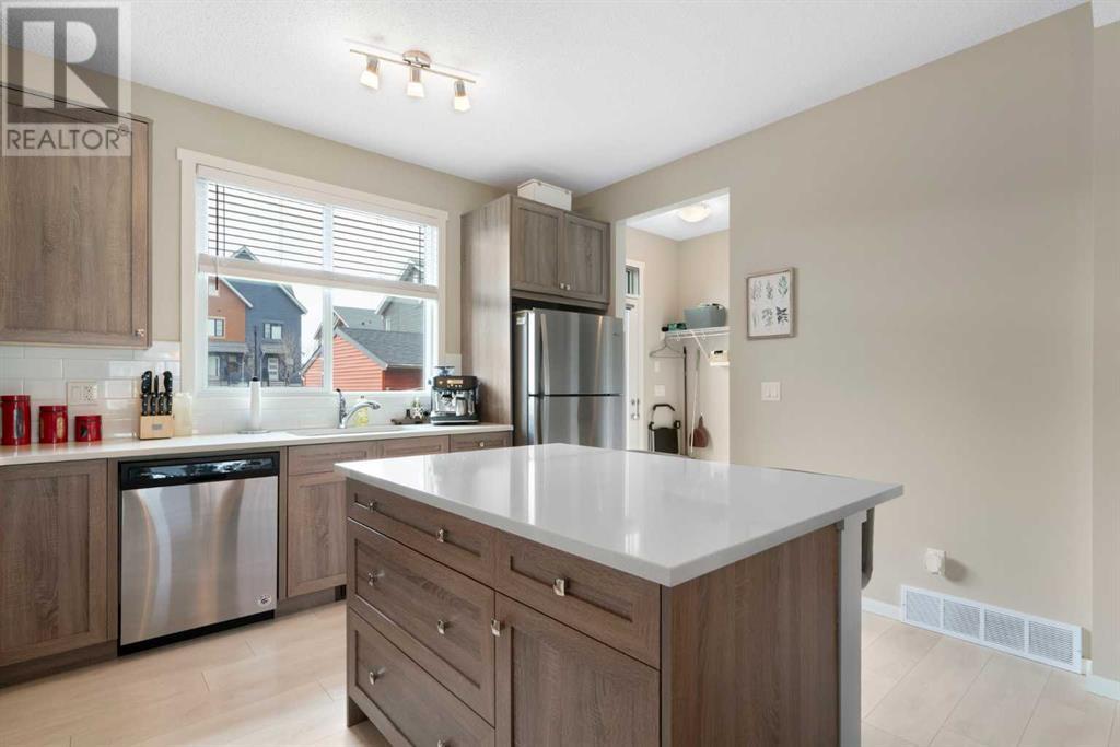 17 Livingston Gate Ne, Calgary, Alberta  T4B 3P6 - Photo 14 - A2206745