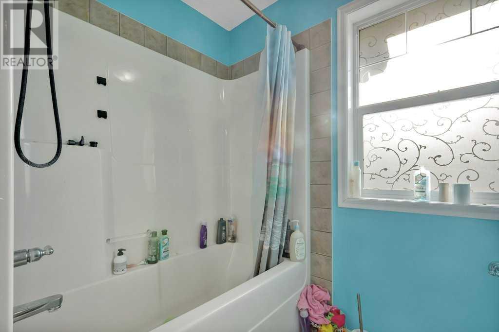 1201, 2384 Sagewood Gate  Sw, Airdrie, Alberta  T4B 0K7 - Photo 22 - A2218782