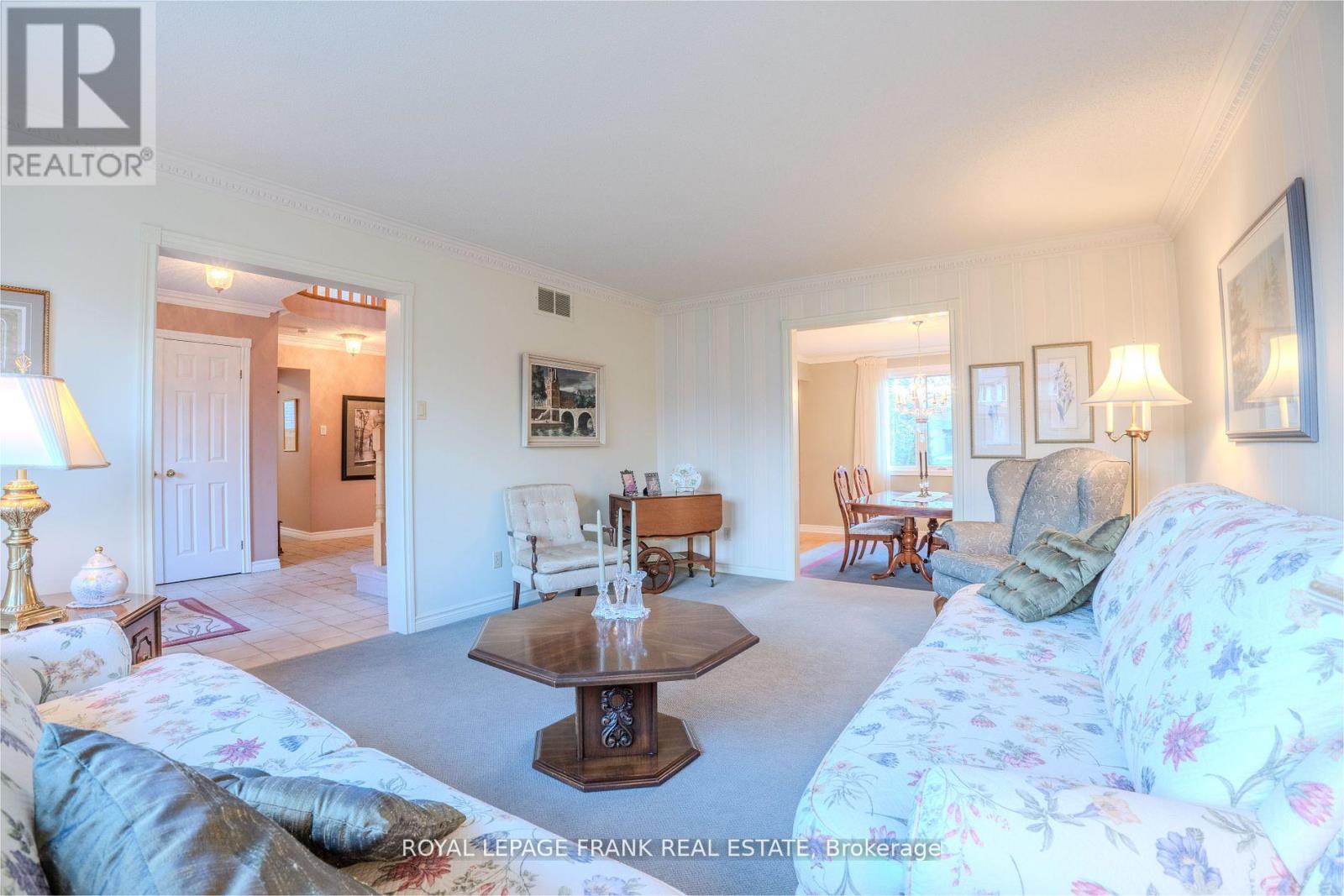 1 Dunsford Court, Kawartha Lakes, Ontario  K9V 5T3 - Photo 14 - X12139498
