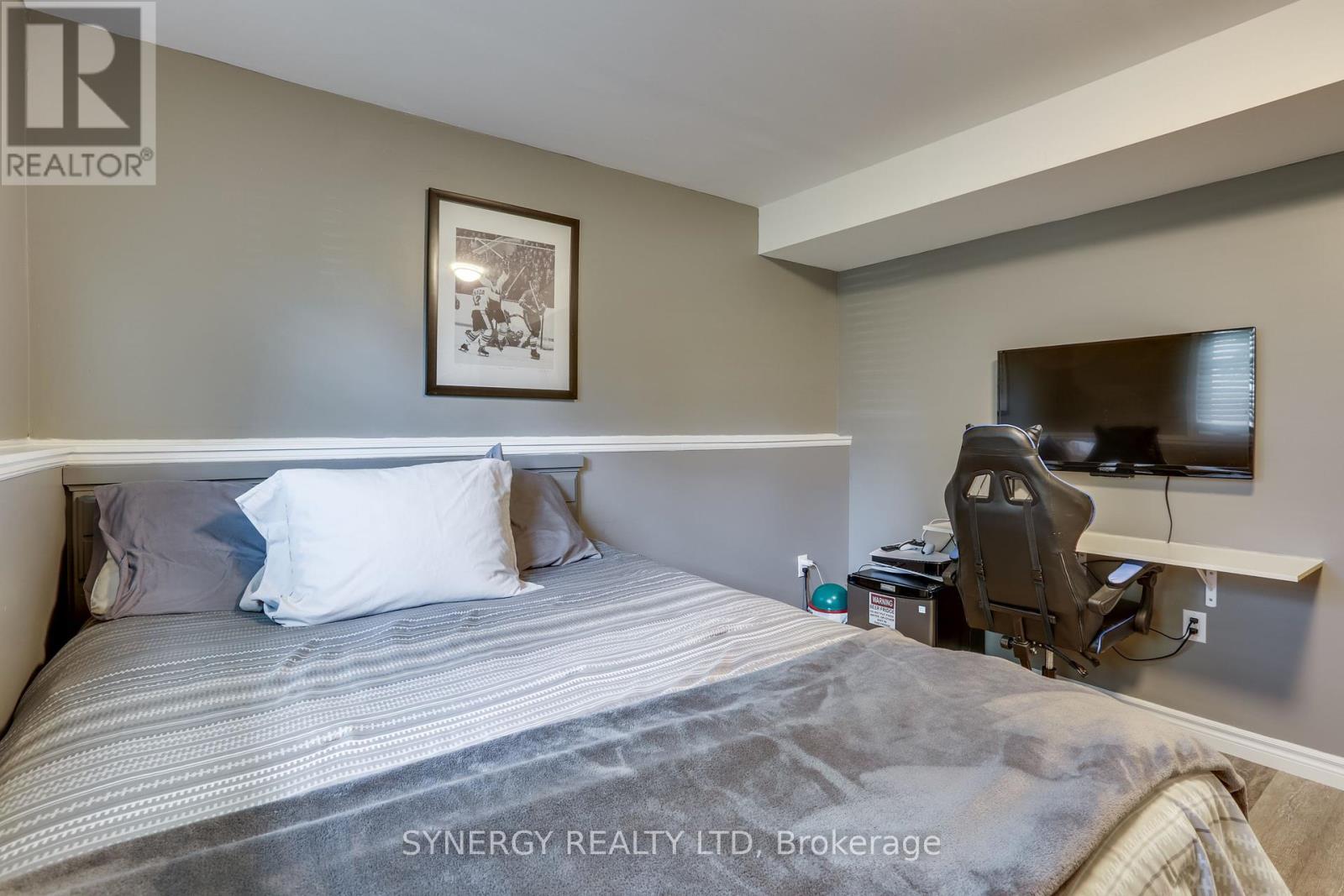31 La Mantia Avenue, Strathroy-Caradoc, Ontario  N7G 3Z5 - Photo 31 - X12139507
