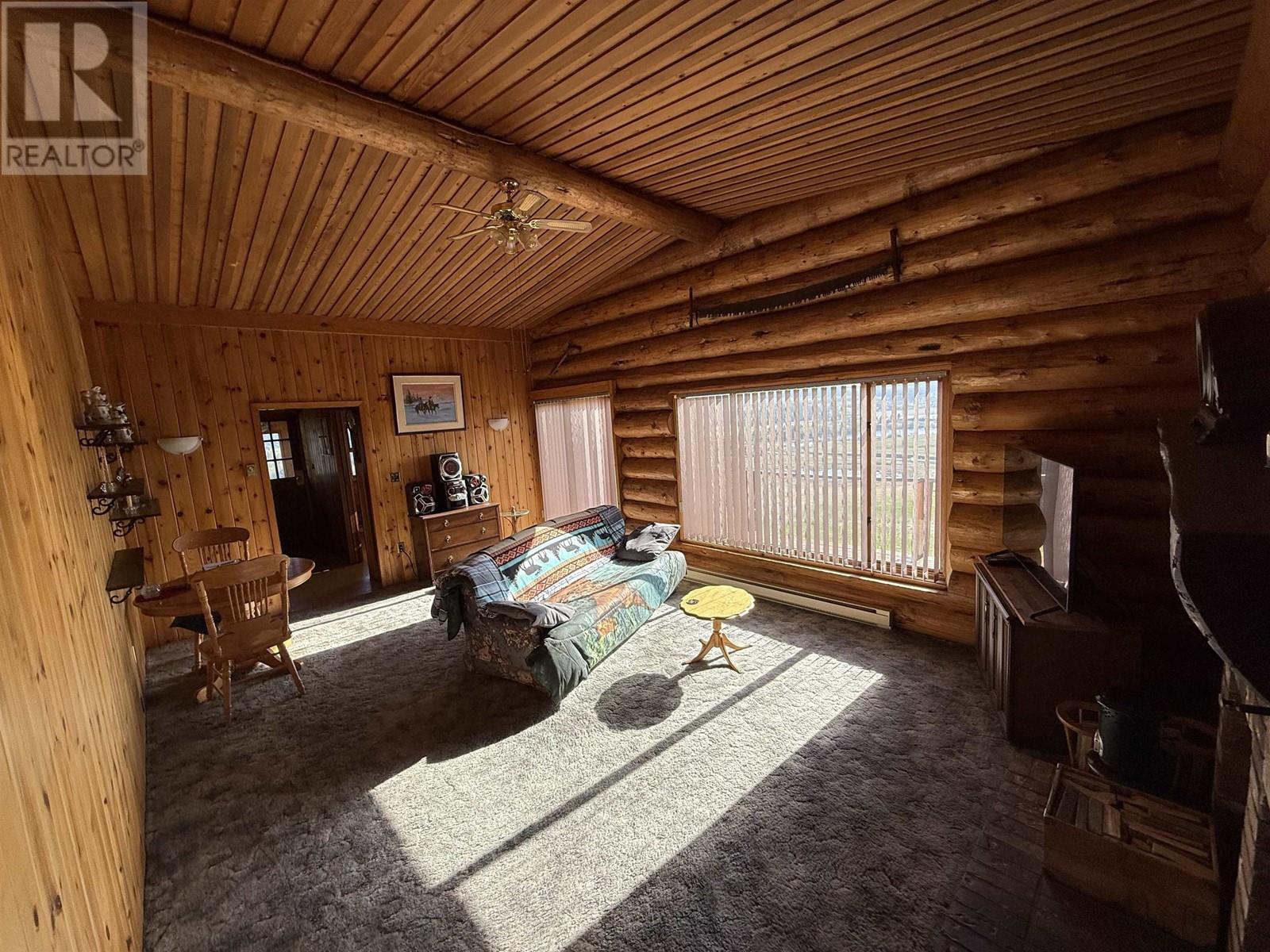 5549 Backvalley Road, 100 Mile House, British Columbia  V0K 2Z0 - Photo 14 - R3000144