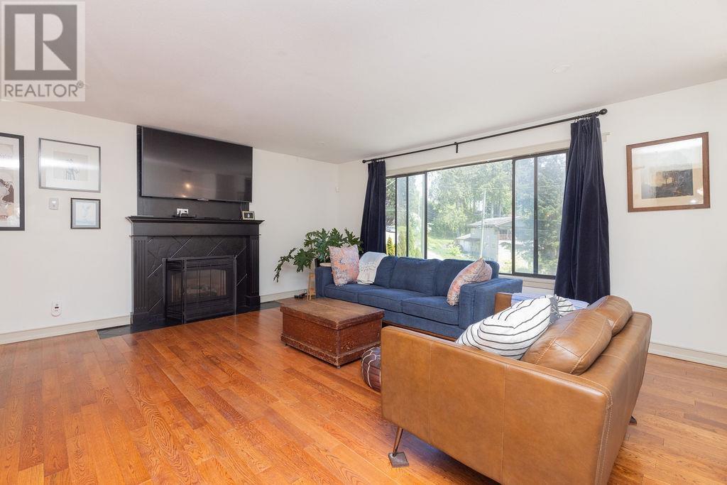 Property at 1453 DAVIDSON ROAD image 5