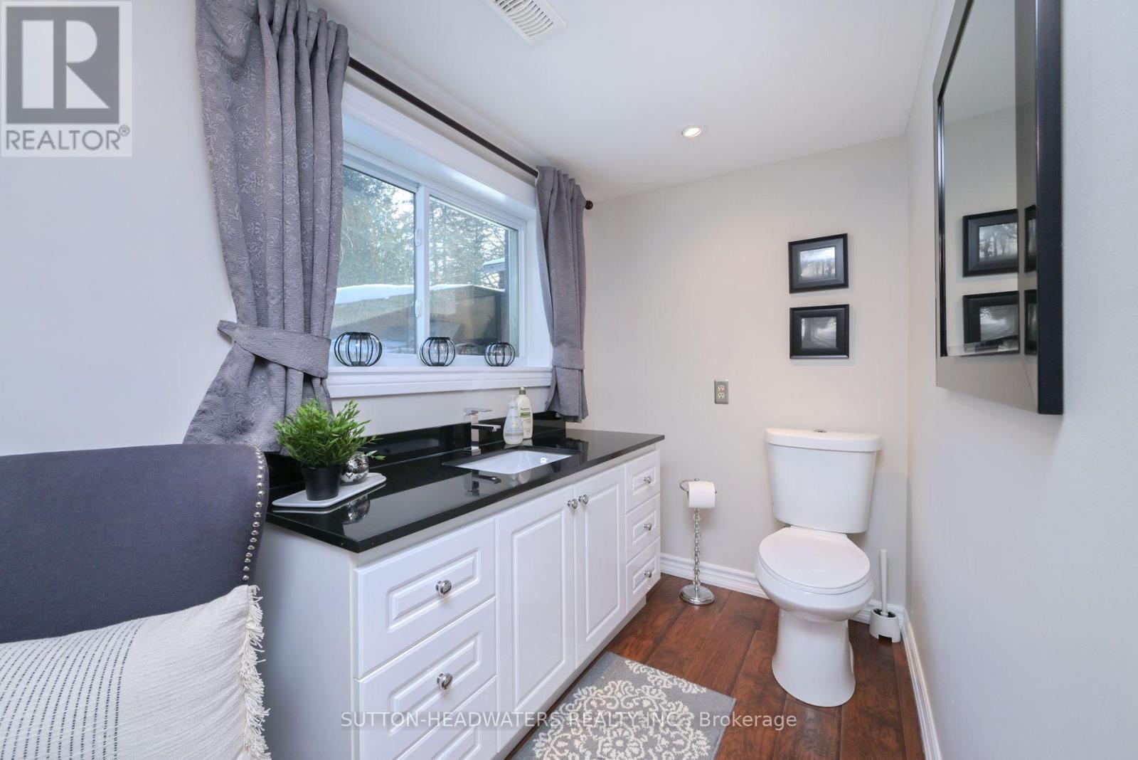 563 River Road, Caledon, Ontario  L7K 0E5 - Photo 36 - W12064352