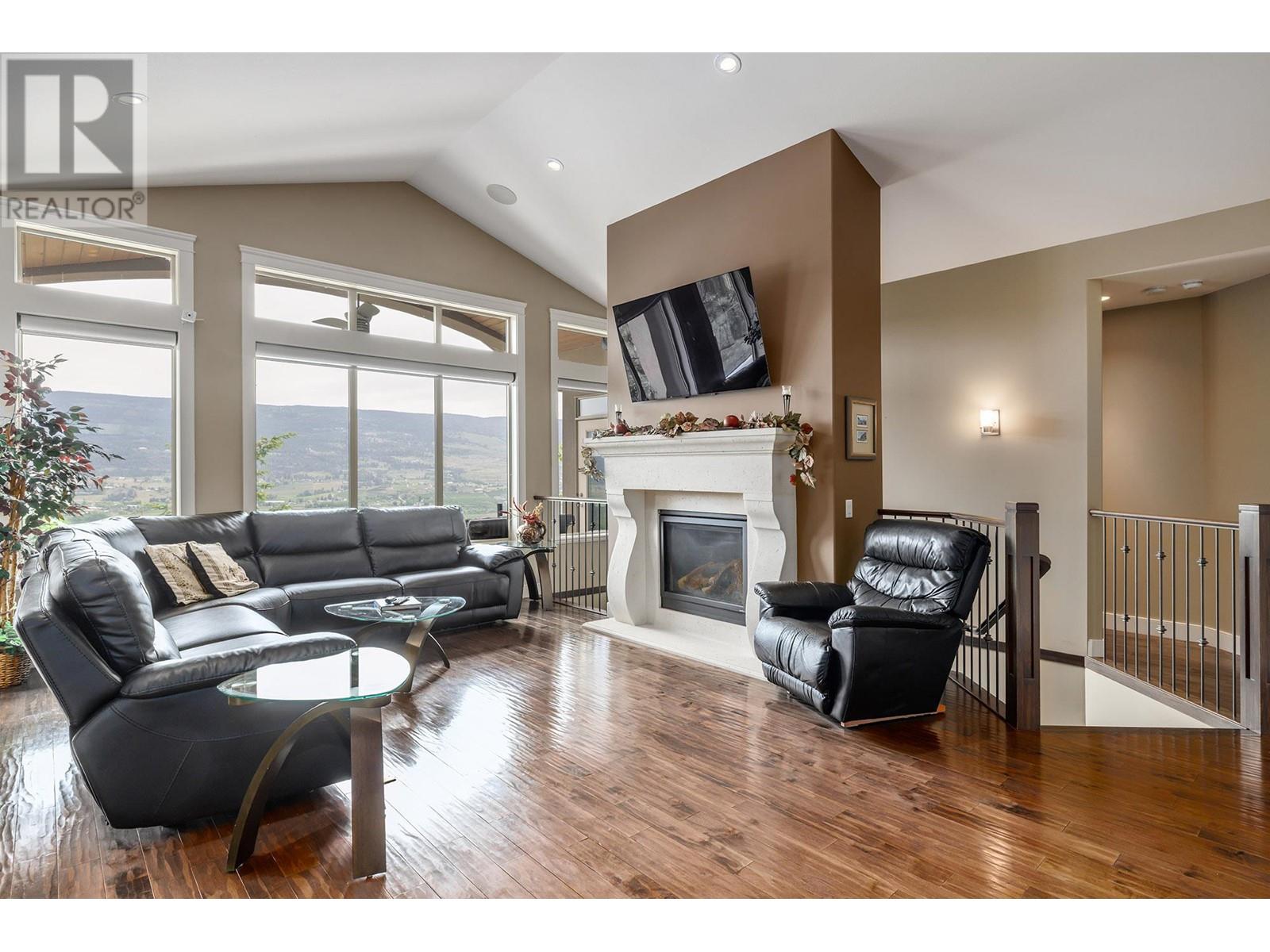 Property at 1821 Capistrano Drive image 2