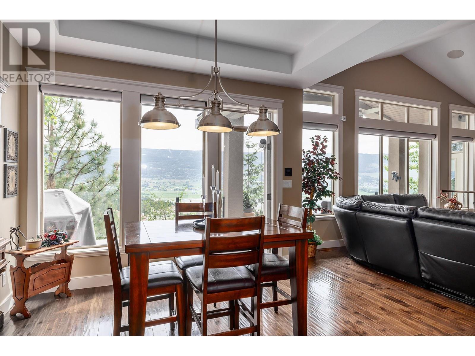 1821 Capistrano Drive, Kelowna, British Columbia  V1V 2Z3 - Photo 8 - 10347033